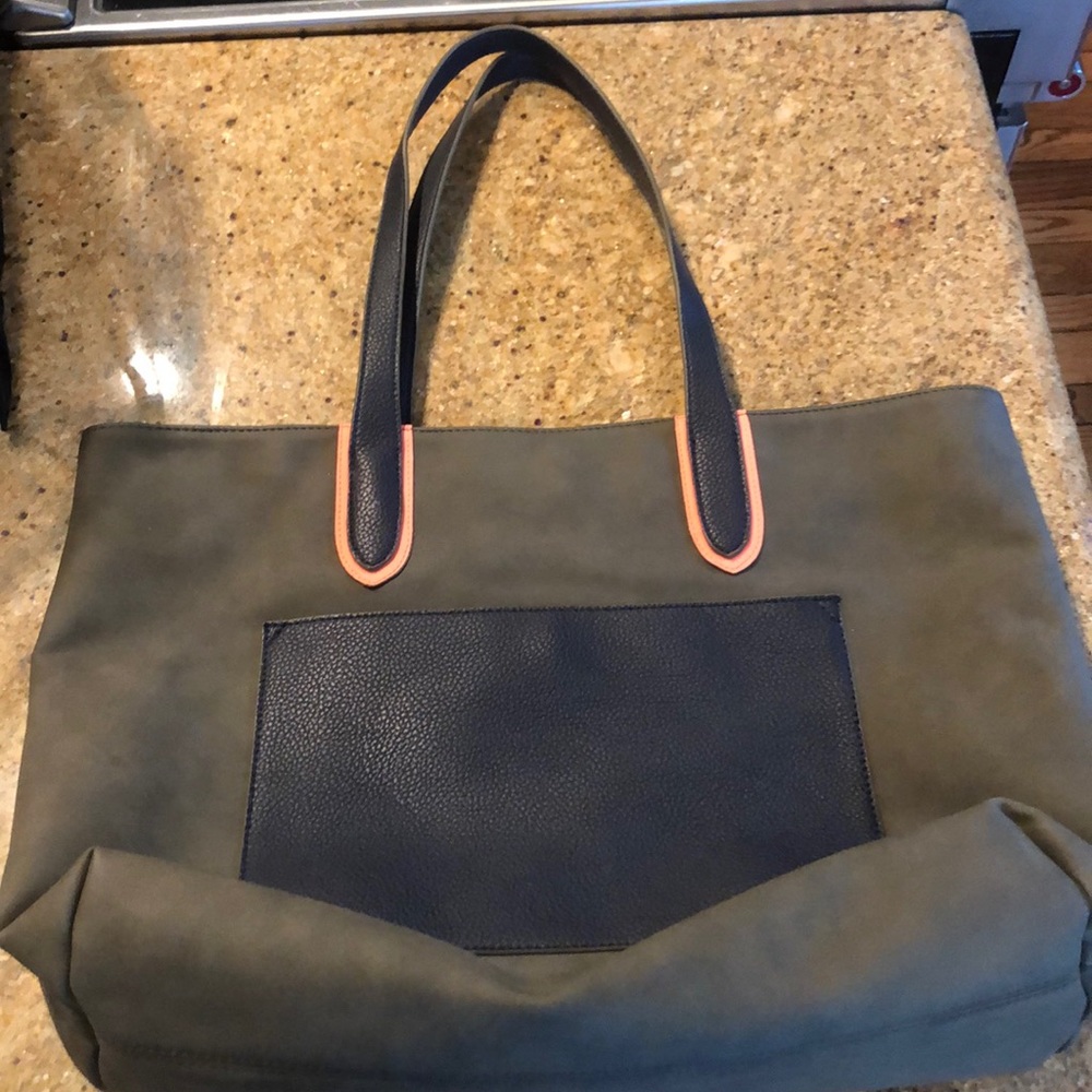 Never Used Tote back-green, navy & orange/pink.